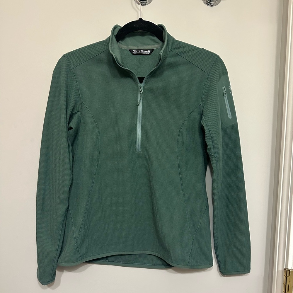 Arc’teryx Delta LT hoody Zip Neck